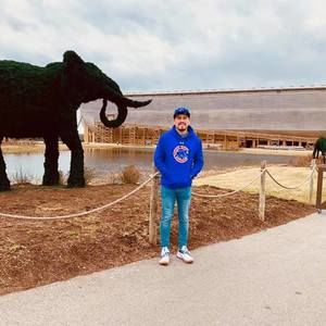 Meet your Posher, Gio